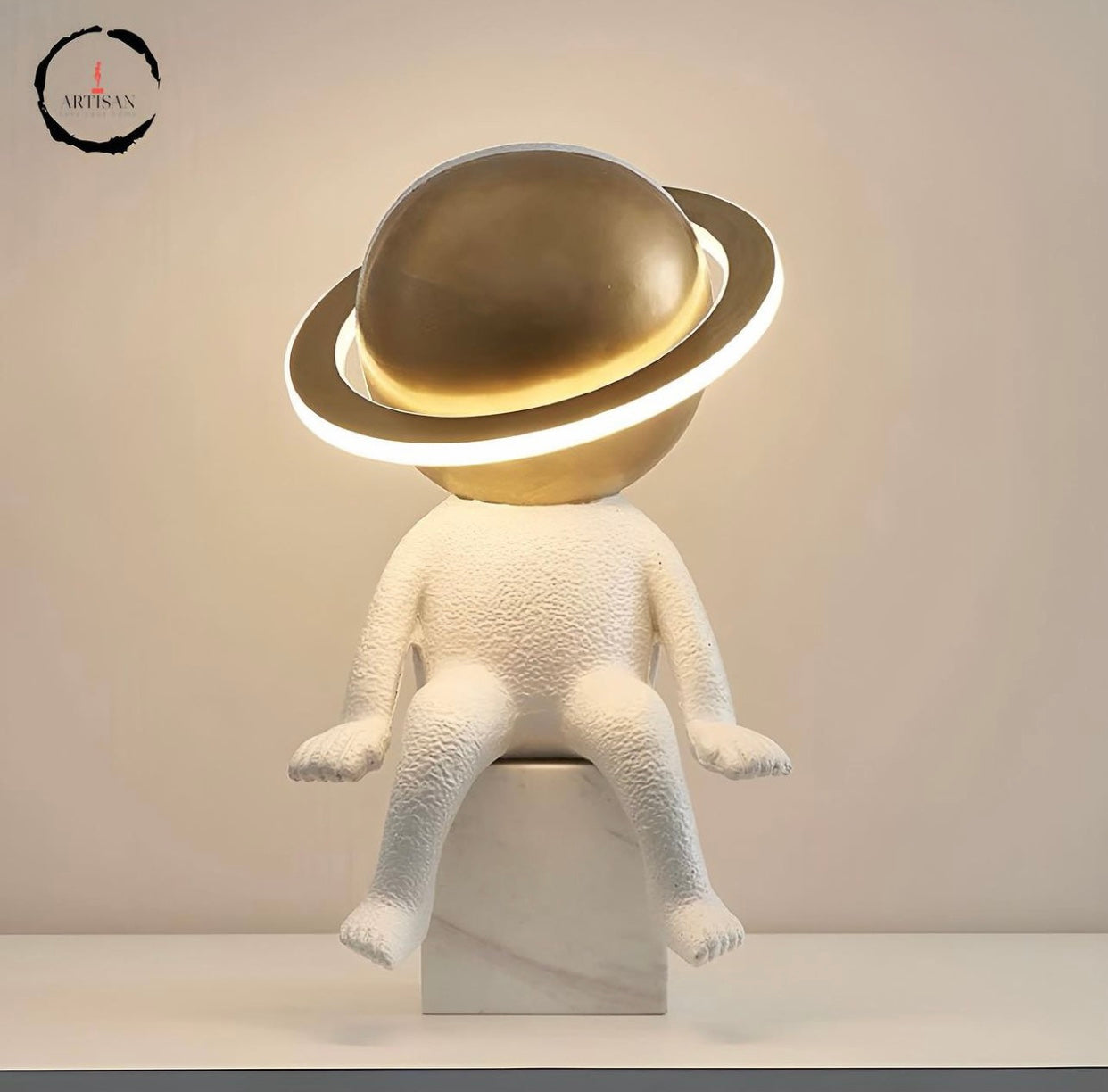 Resin Astronaut Standing Status