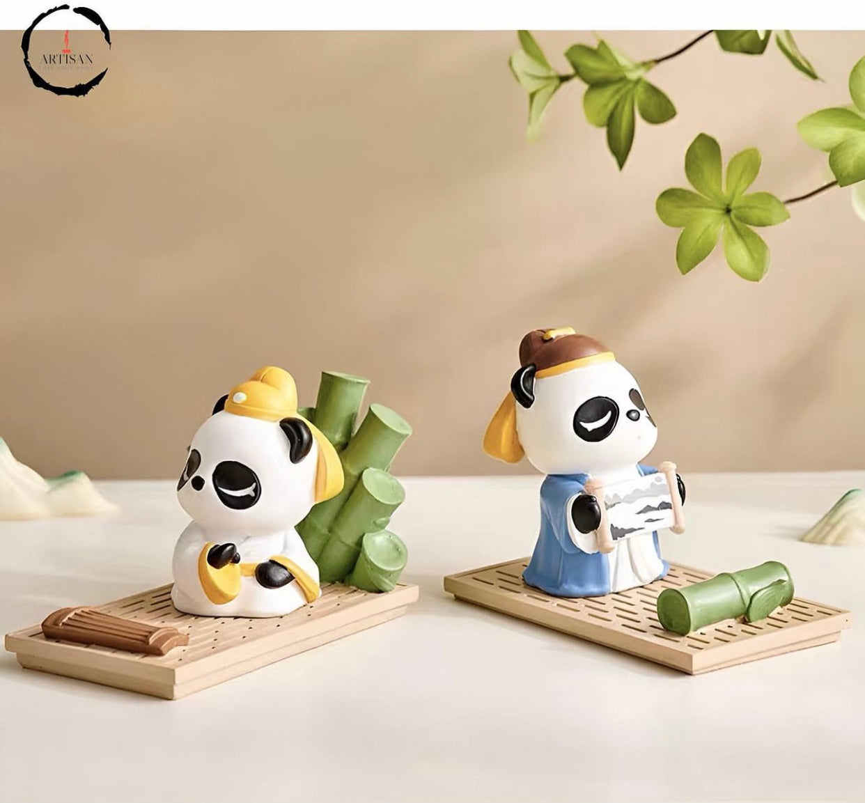 Panda phone holder